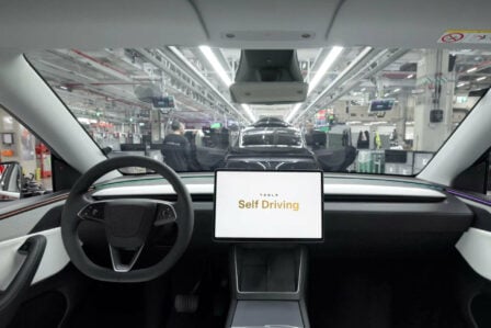 Telsa Fsd Voiture Autonome Europe