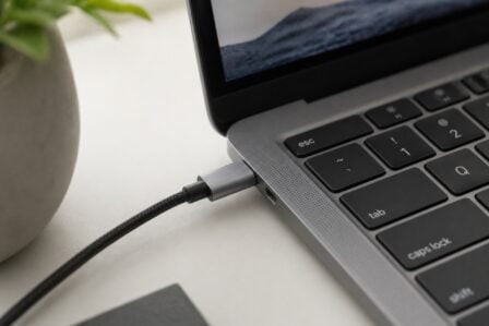 Depuis le 26 avril 2026, tous les laptops vendus en France doivent intégrer un port USB-C.
