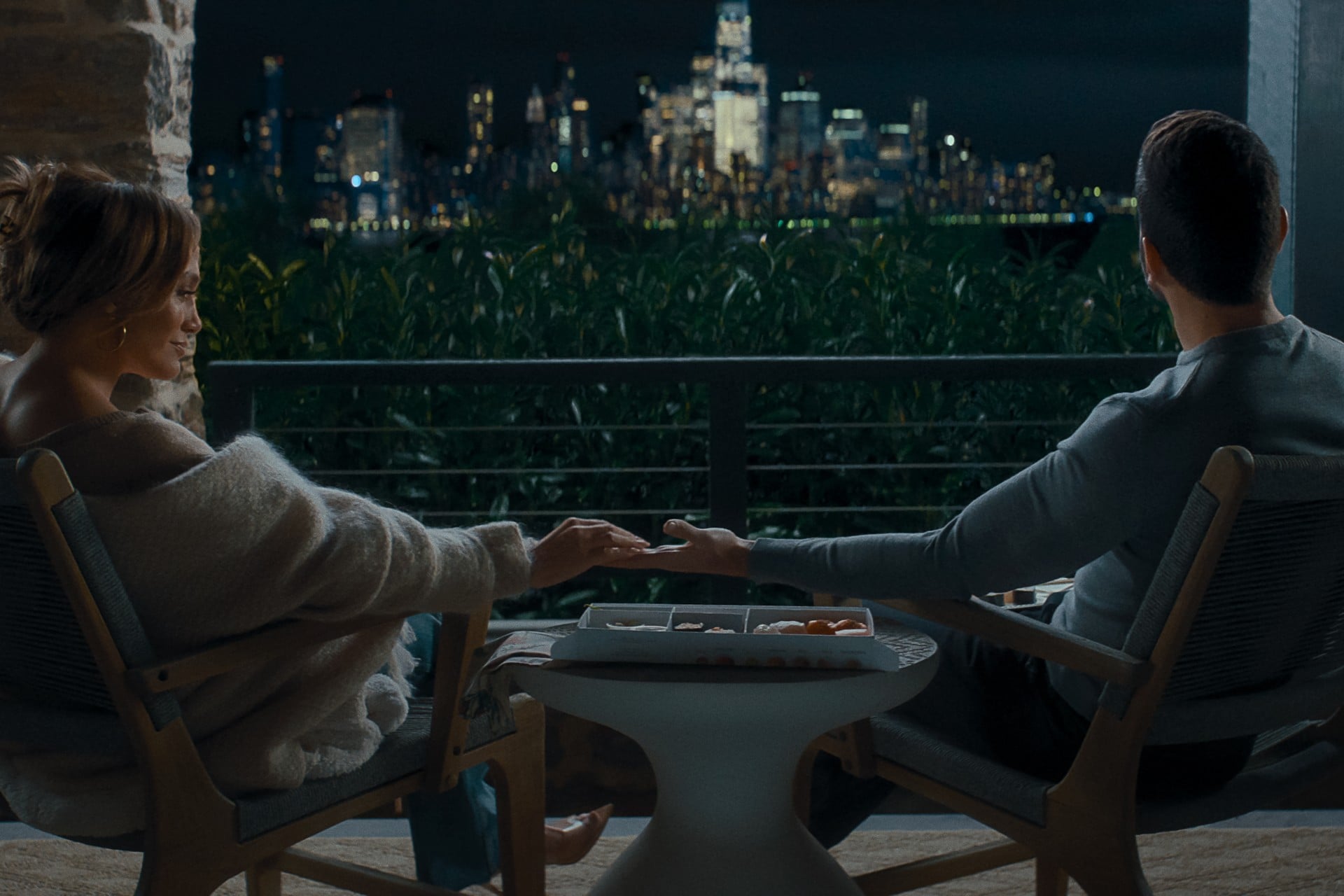 Sur Netflix, faut-il succomber à Office Romance ?