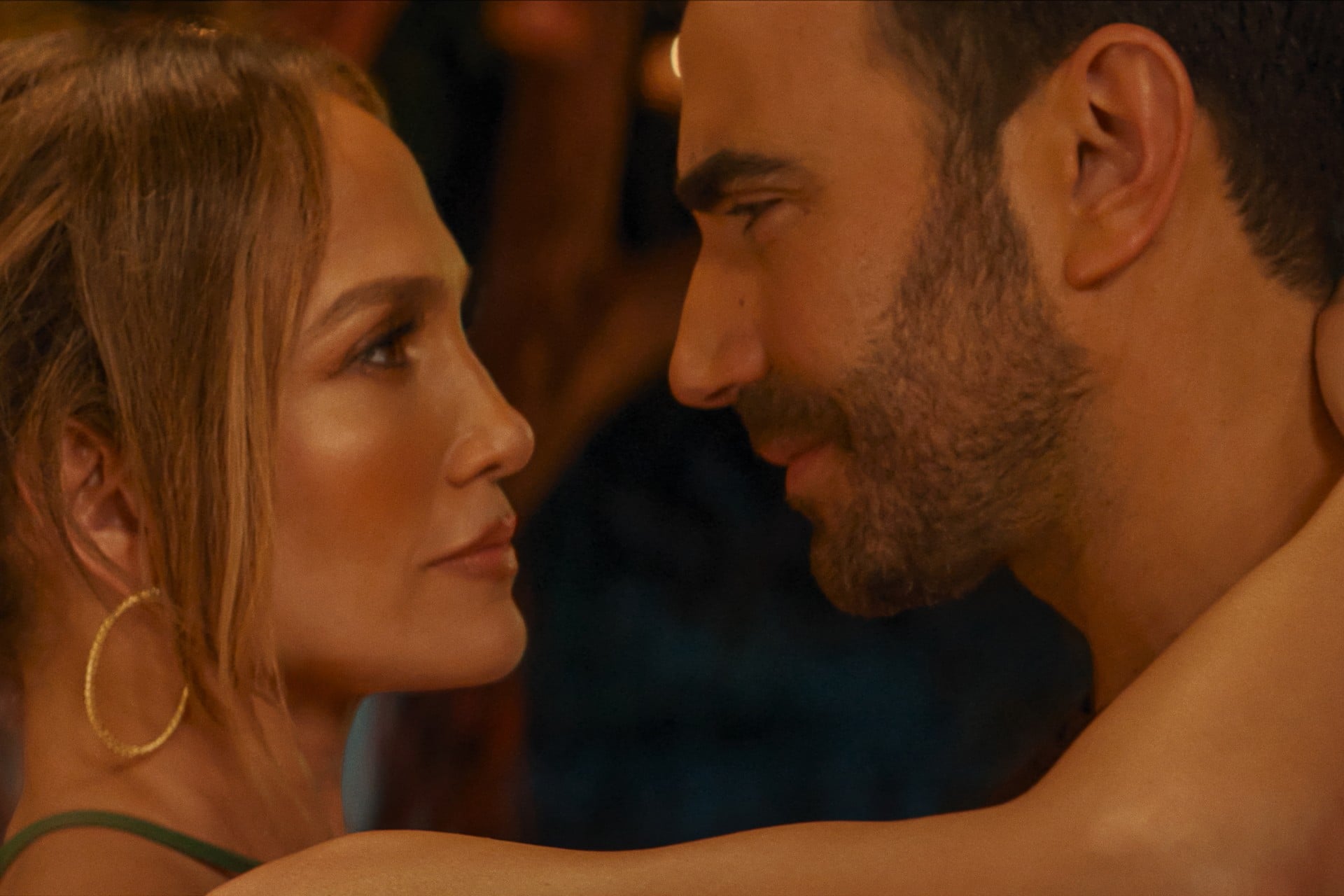 Sur Netflix, faut-il succomber à Office Romance ?