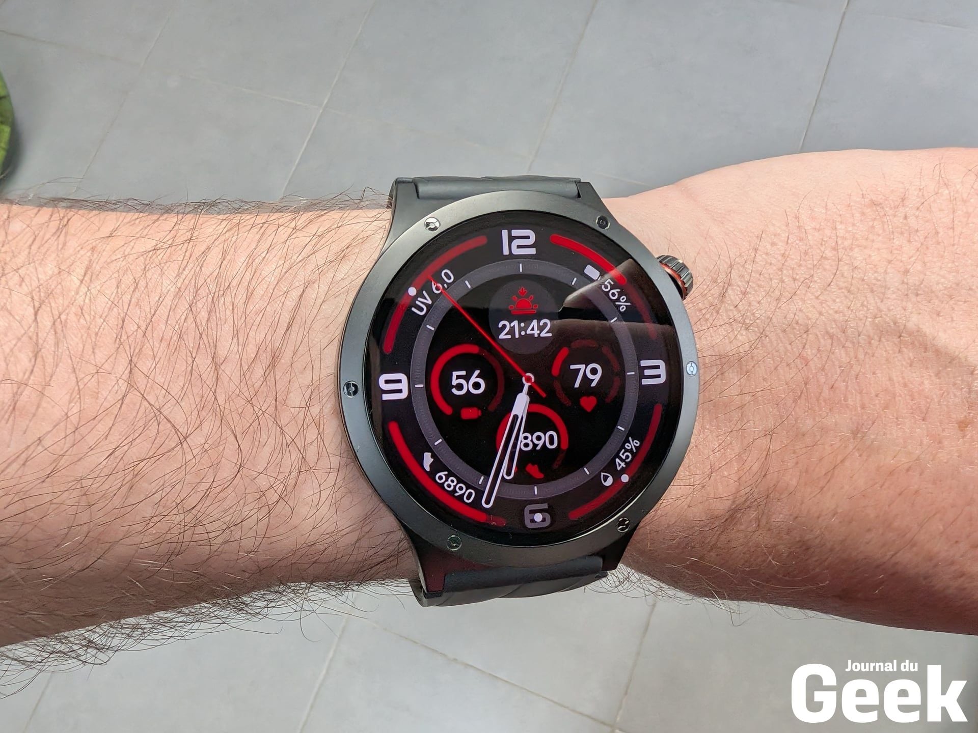 Oneplus W4 05