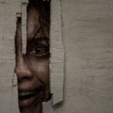 Critique Evil Dead Burn : le film d’horreur le plus génialement gore de 2026