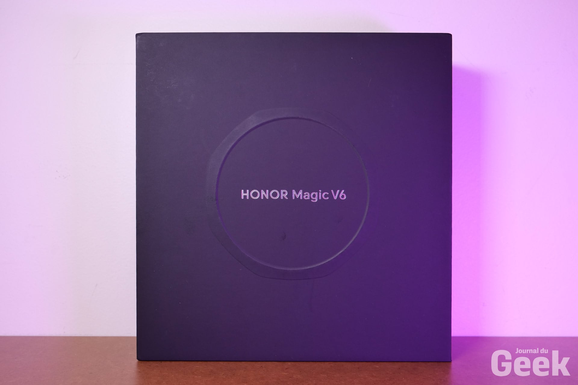 Honor Magic V6 01