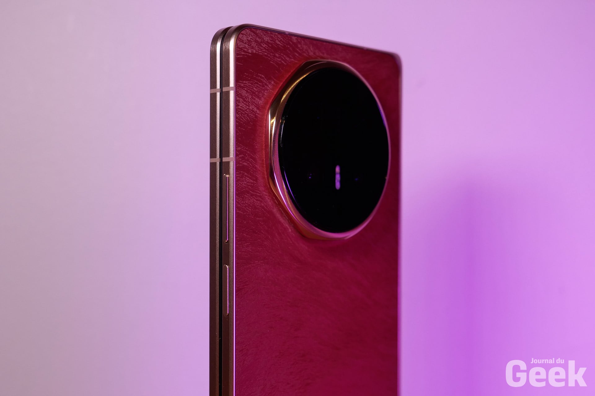 Honor Magic V6 07