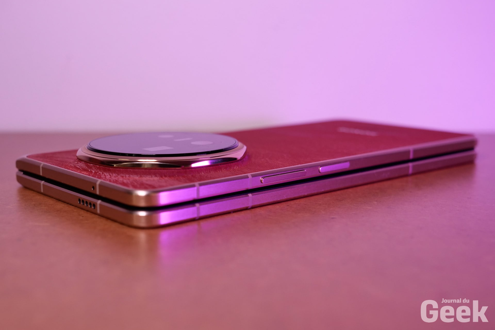 Honor Magic V6 11