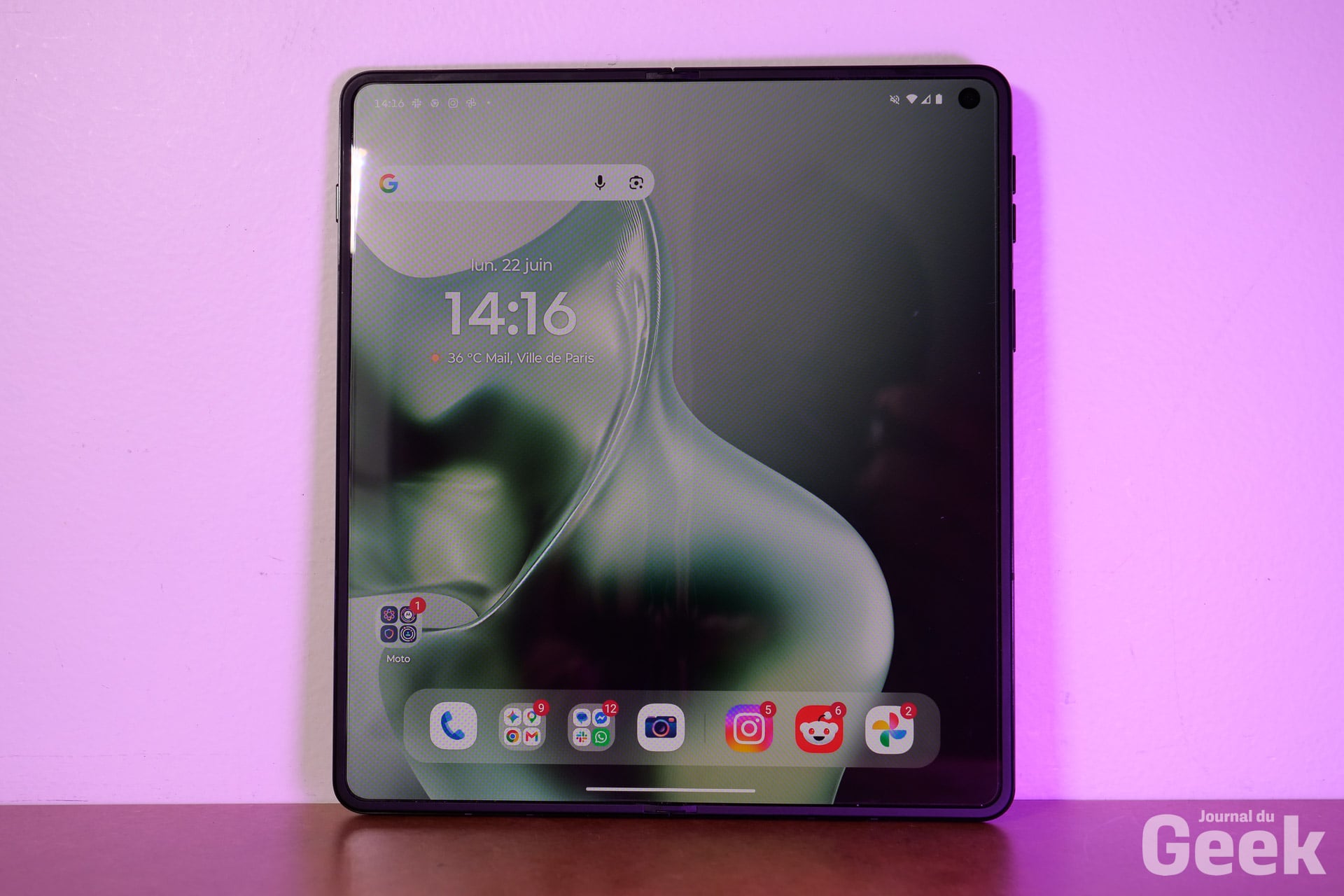 Motorola Razr Fold 12