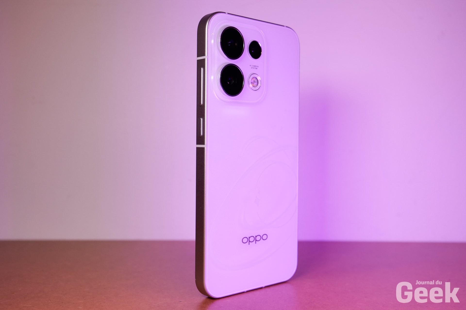 Oppo Reno16 Pro 06