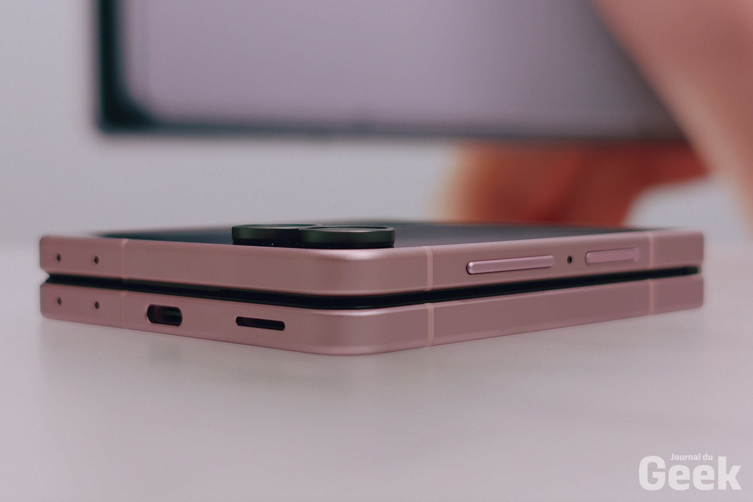 Samsung Galaxy Z Flip8