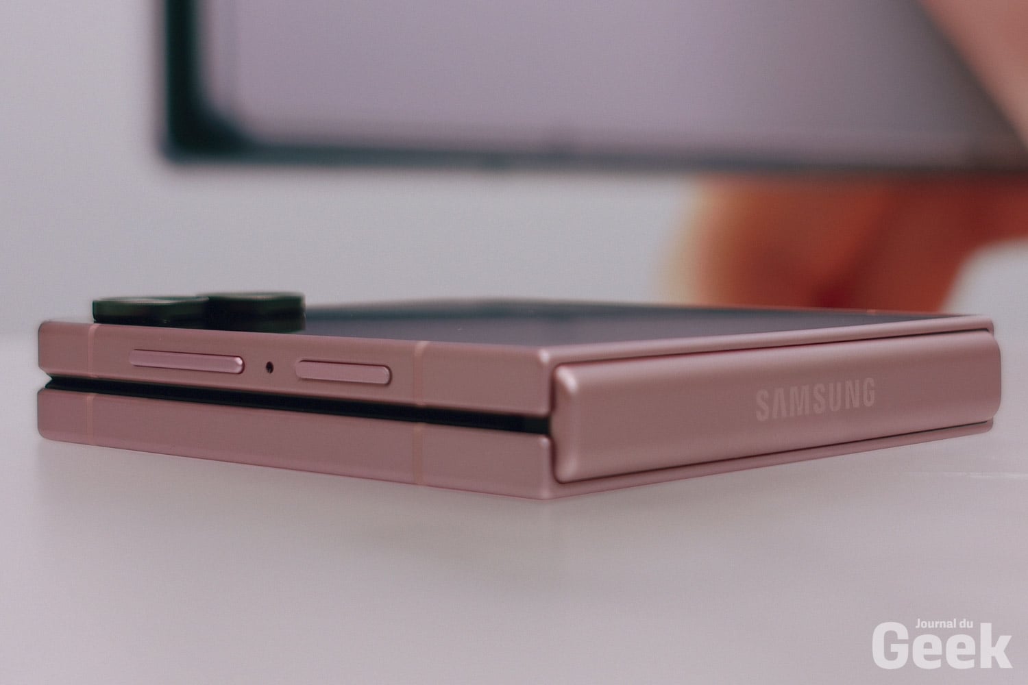 Samsung Galaxy Z Flip8