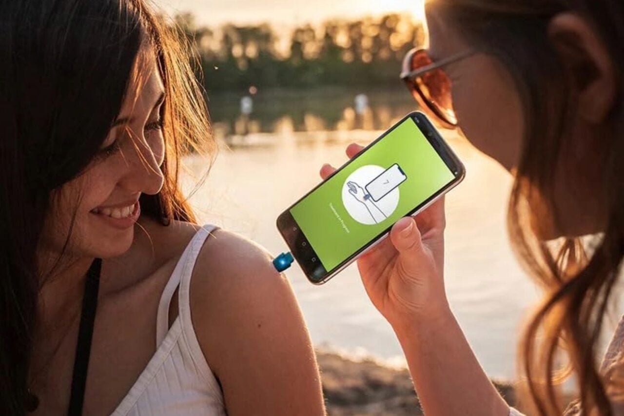 Heat It Stick Anti Piqure Smartphone Plage