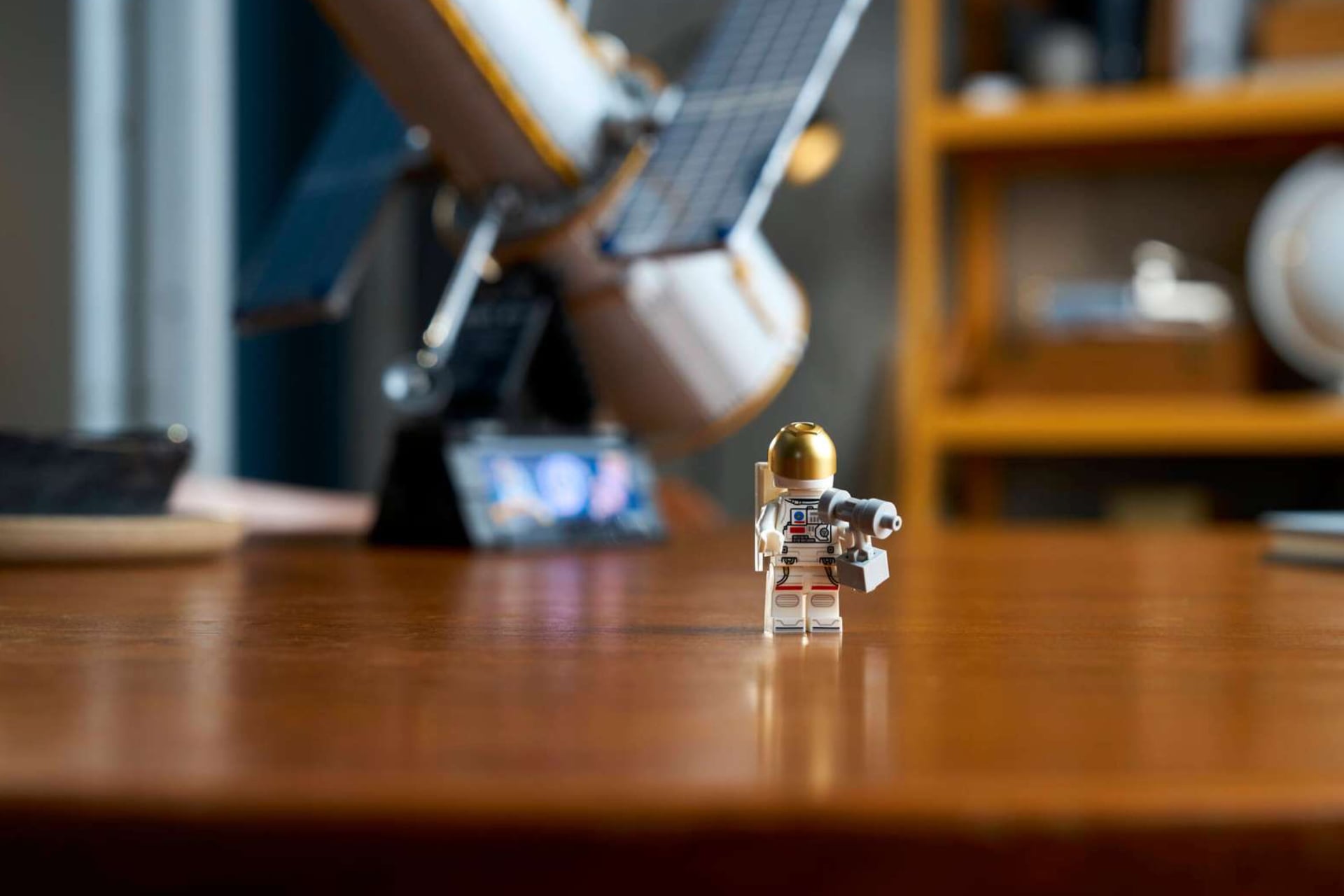 Hubble Lego 2