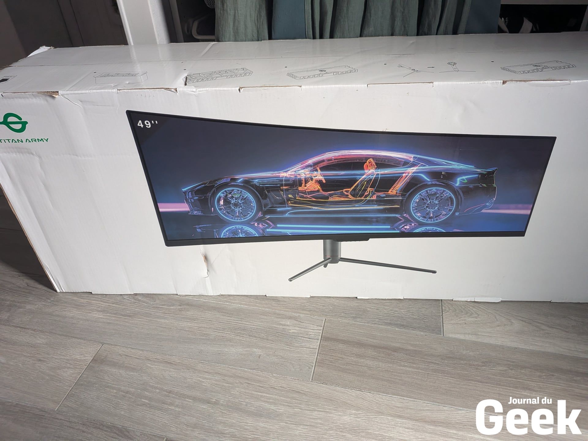 Moniteur Large 21 9 01