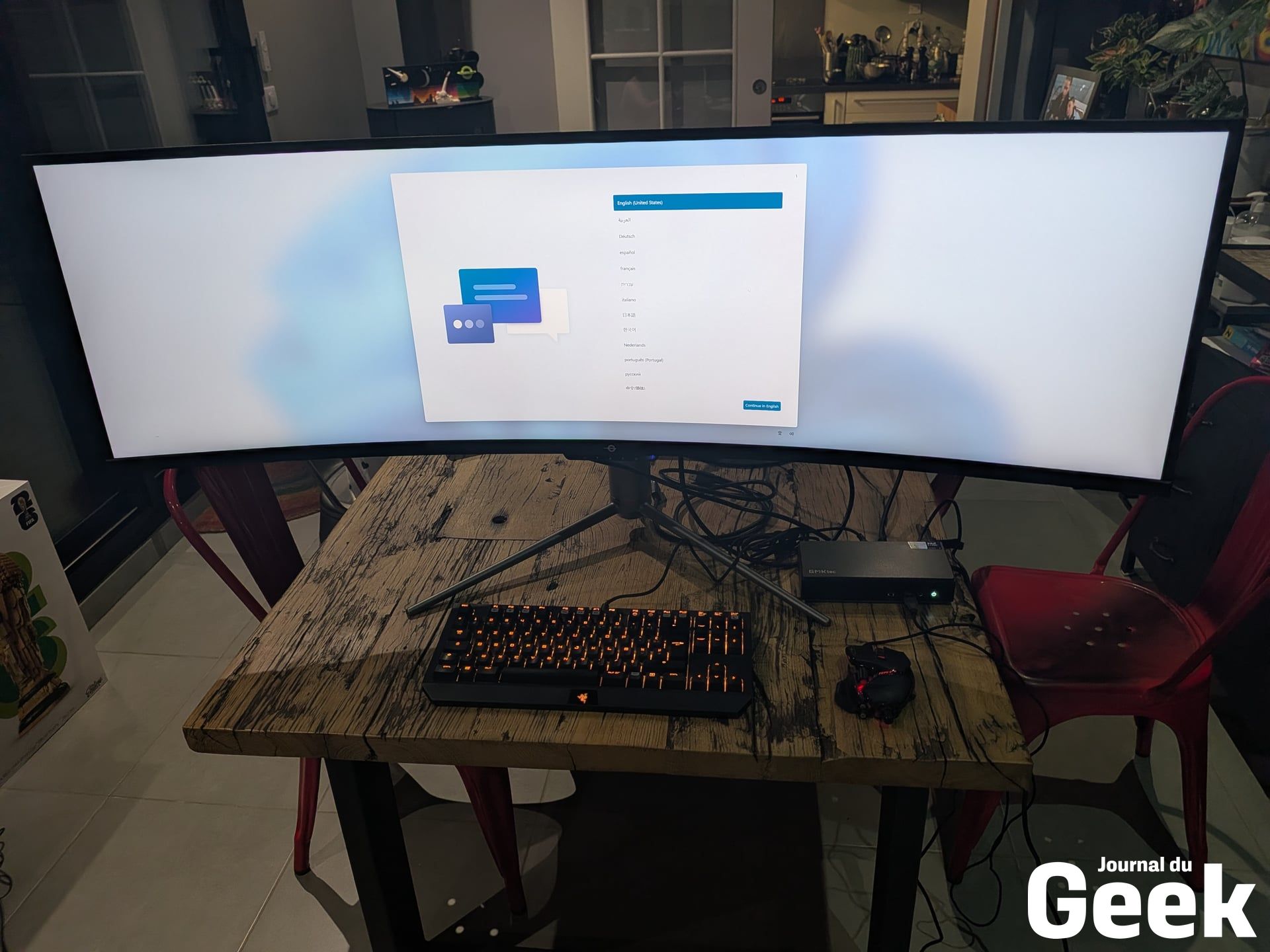 Moniteur Large 21 9 06