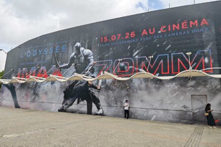 Odysee Imax 70 Mm France Exterieur