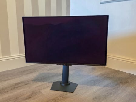 Test écran Titan Army G2585S