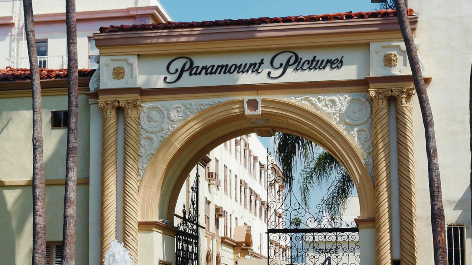banner