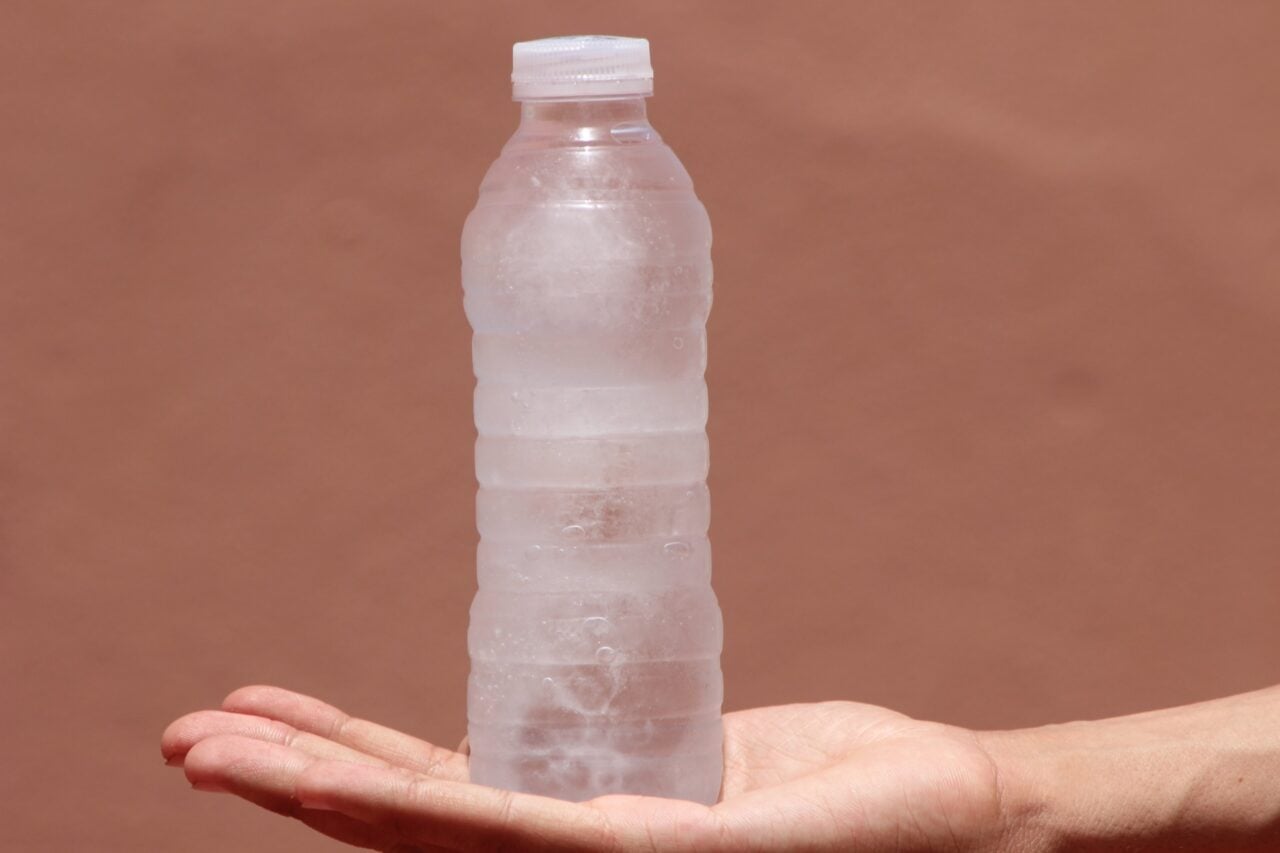 Bouteille d'eau glacée