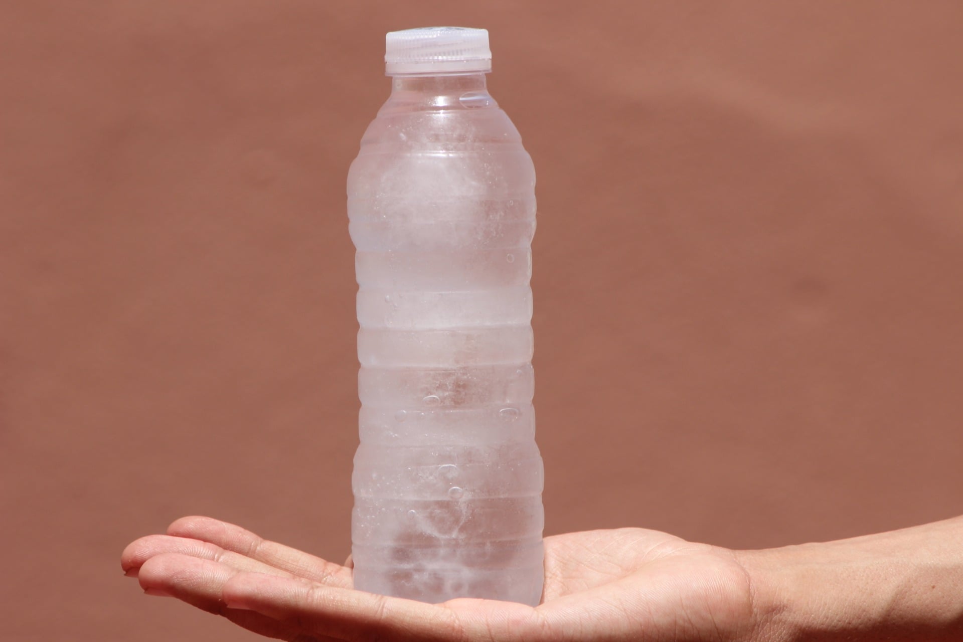 Bouteille d'eau glacée