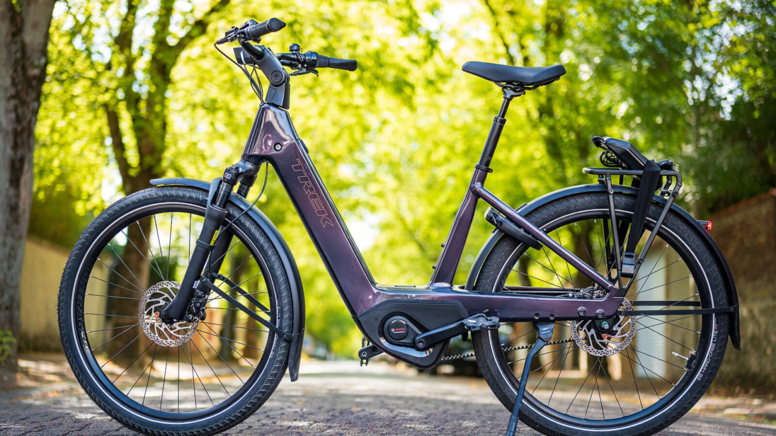 Test VAE Trek Charter+ 4 Nexus Low Step 800 Wh : plus lourd que le nom est long !