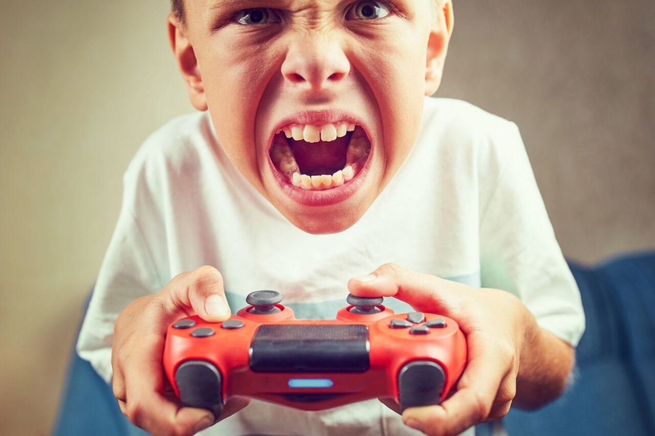 Afin de séduire l’électorat gaming, Emmanuel Macron annonce la création d’un Festival International du jeu vidéo