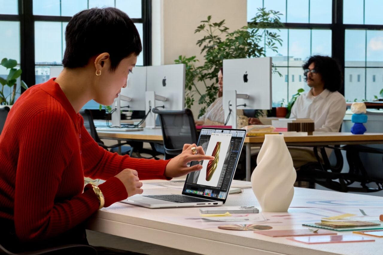 Le MacBook Pro devient tactile et c’est une première dans l’histoire du Mac