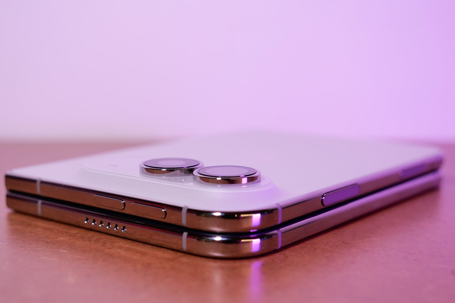 Apple iPhone Duo Live 09
