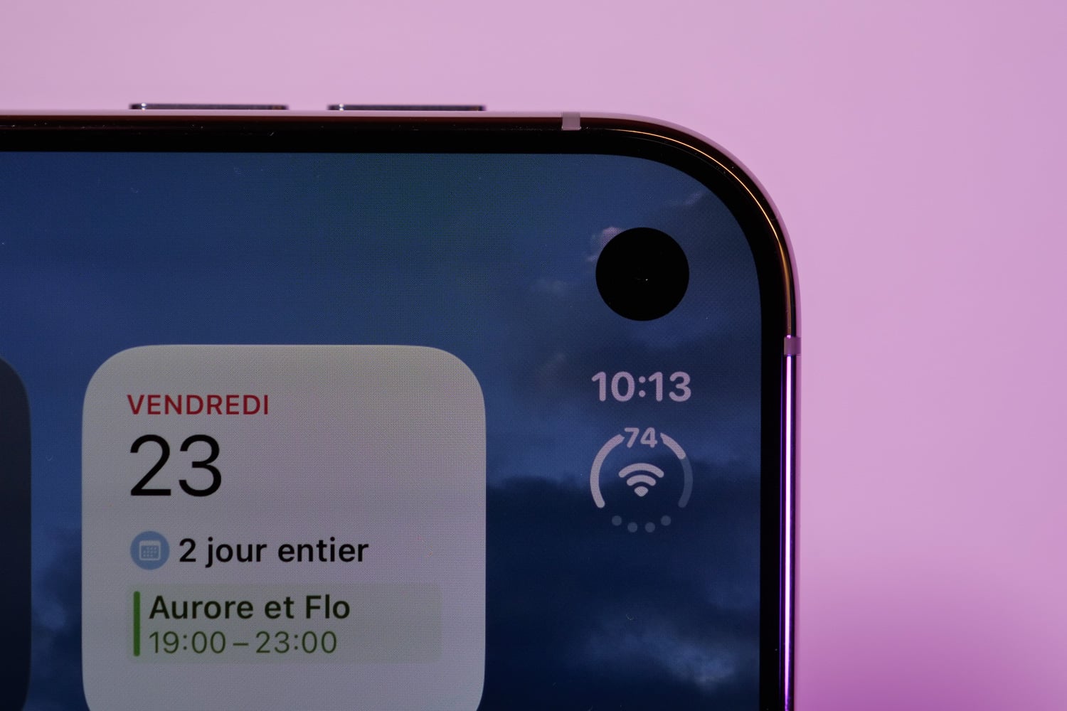 Apple iPhone Duo Live 19