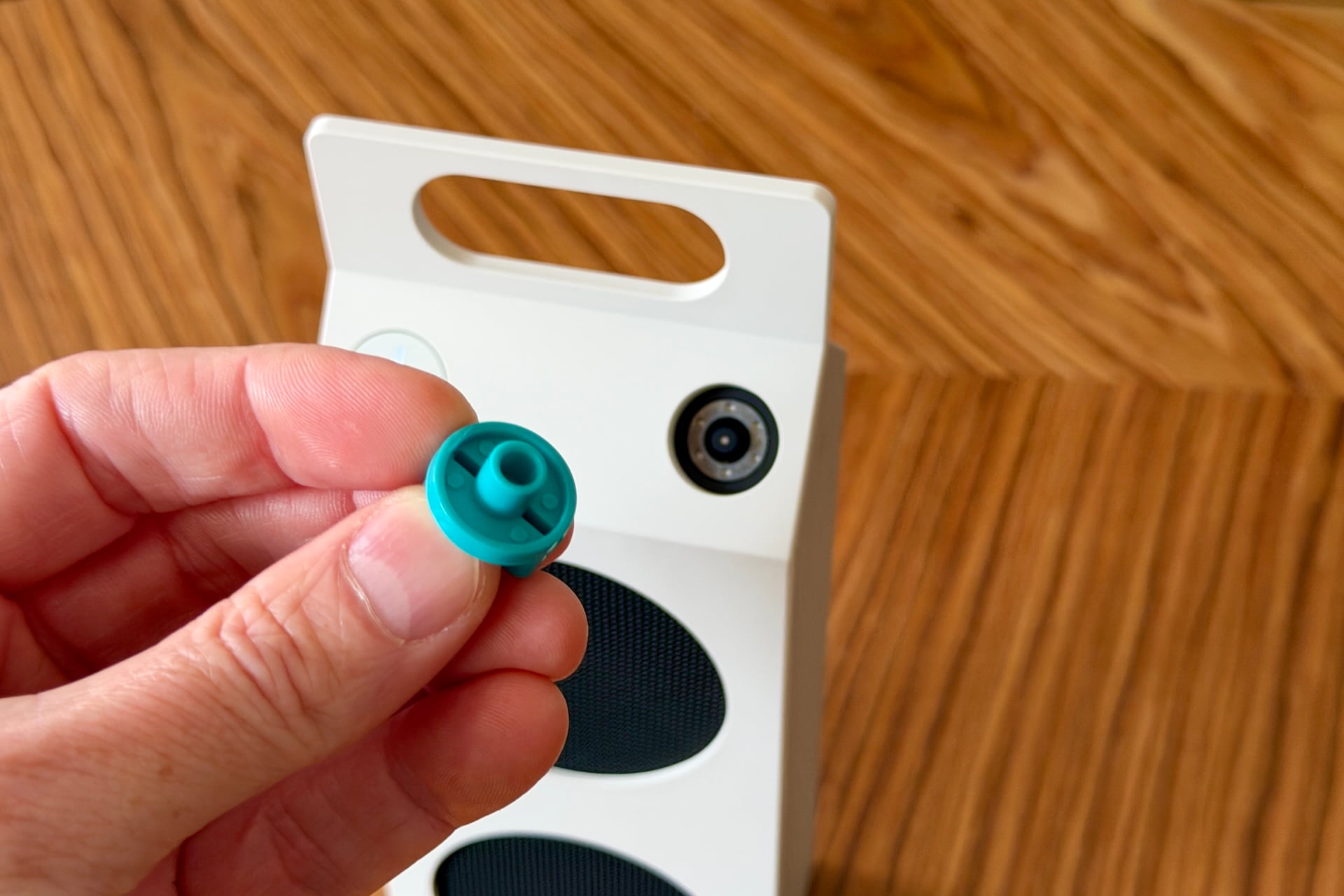 Cmf Speaker M 00010