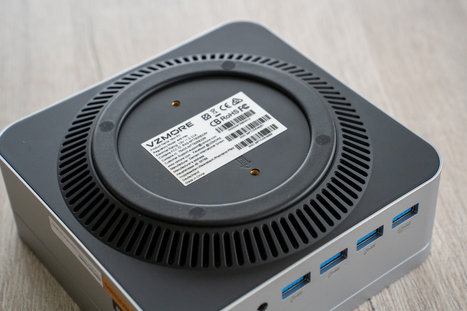 Test Mini PC VZMore AX9 Max