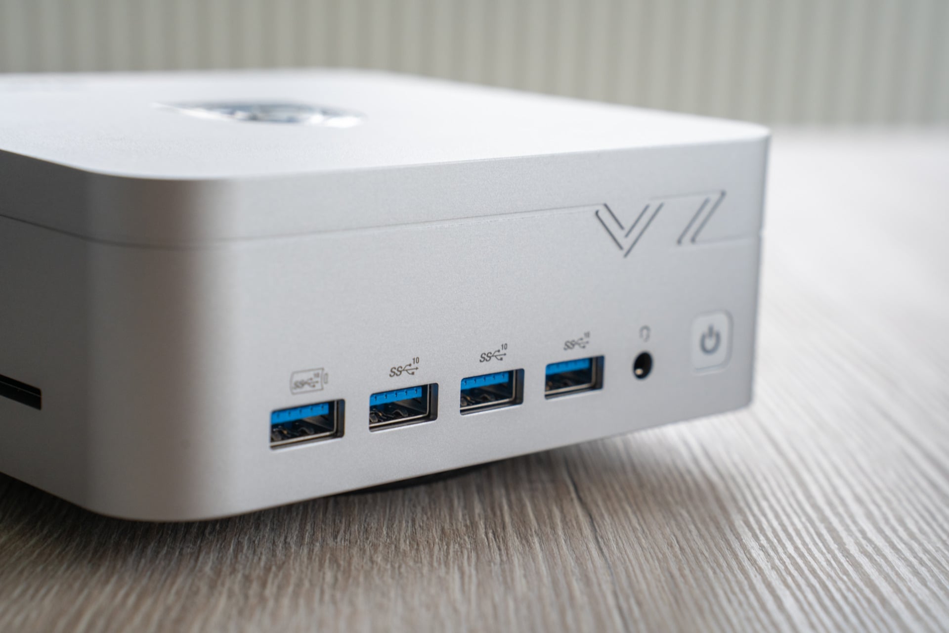 Test Mini PC VZMore AX9 Max