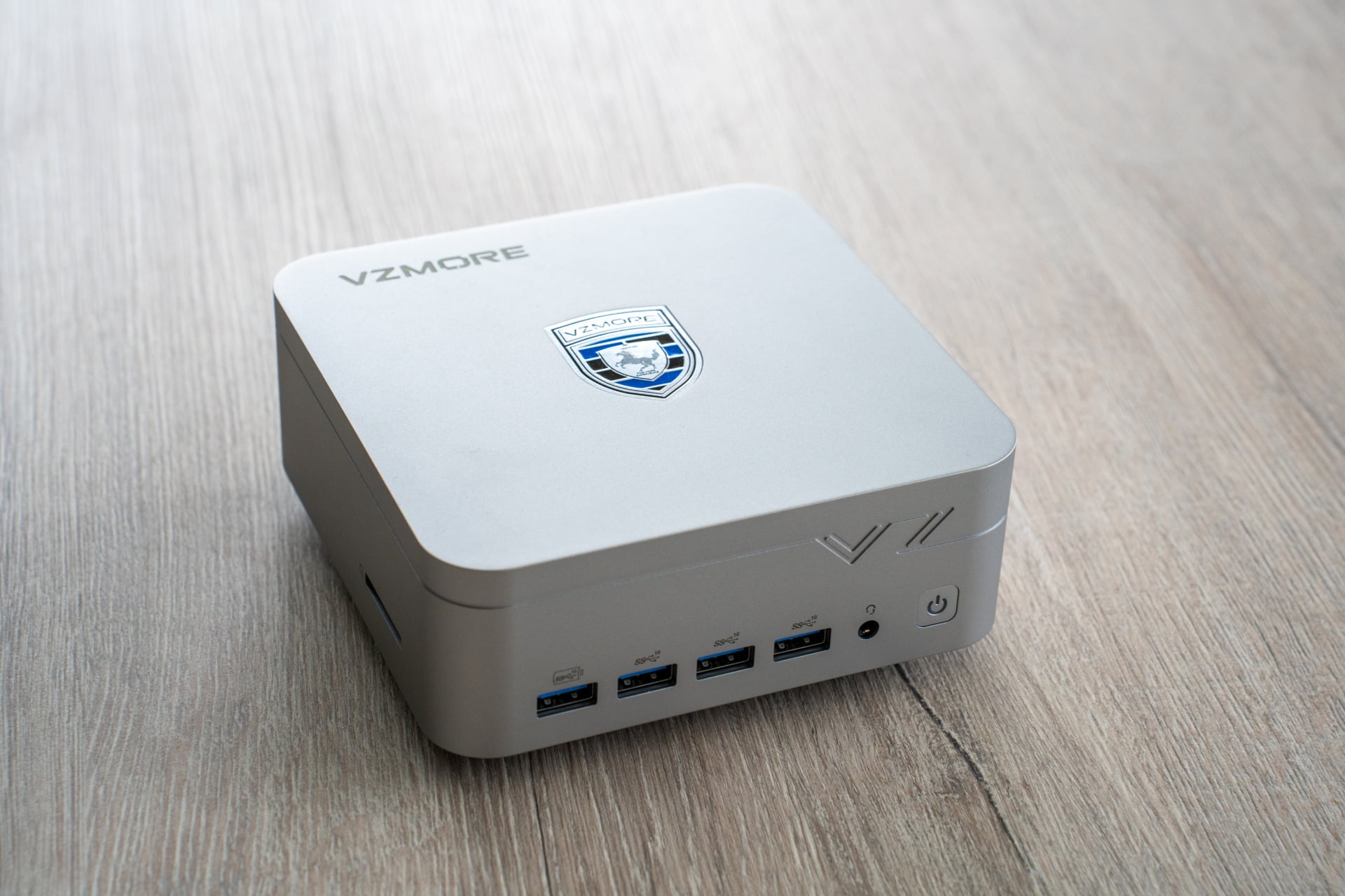 Test Mini PC VZMore AX9 Max