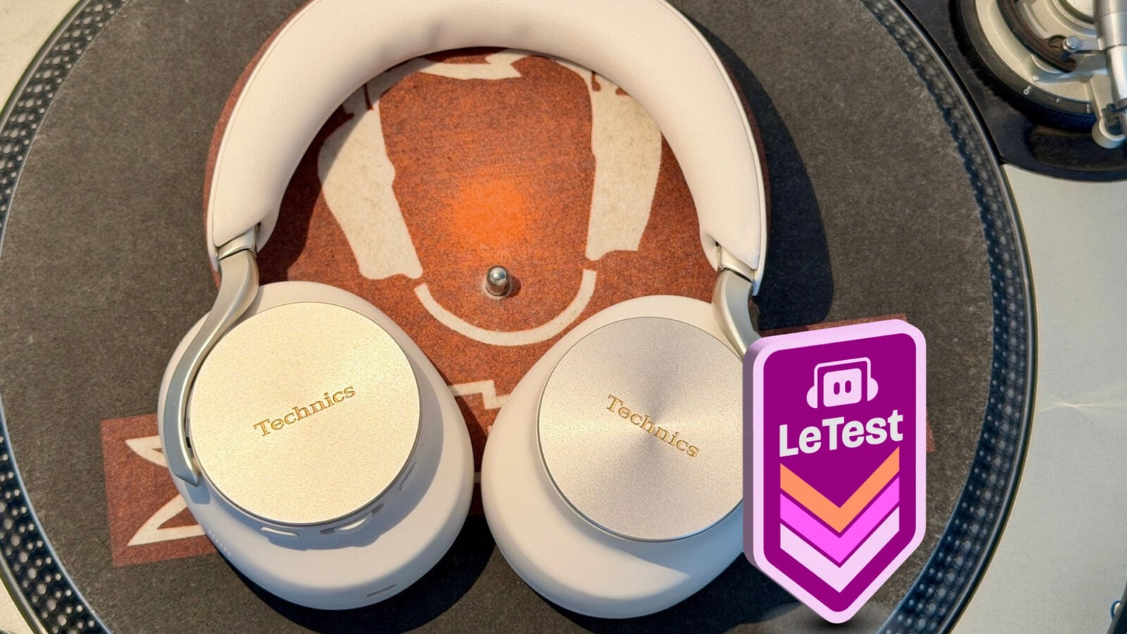 Test Technics EAH-A1000 : avec son fluide magnétique, ce casque audio veut croquer les cadors du marché