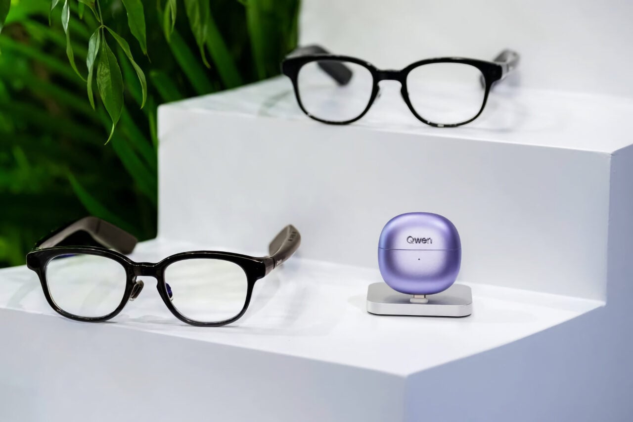 Avec ses nouvelles lunettes Qwen, Alibaba fait mieux que Meta