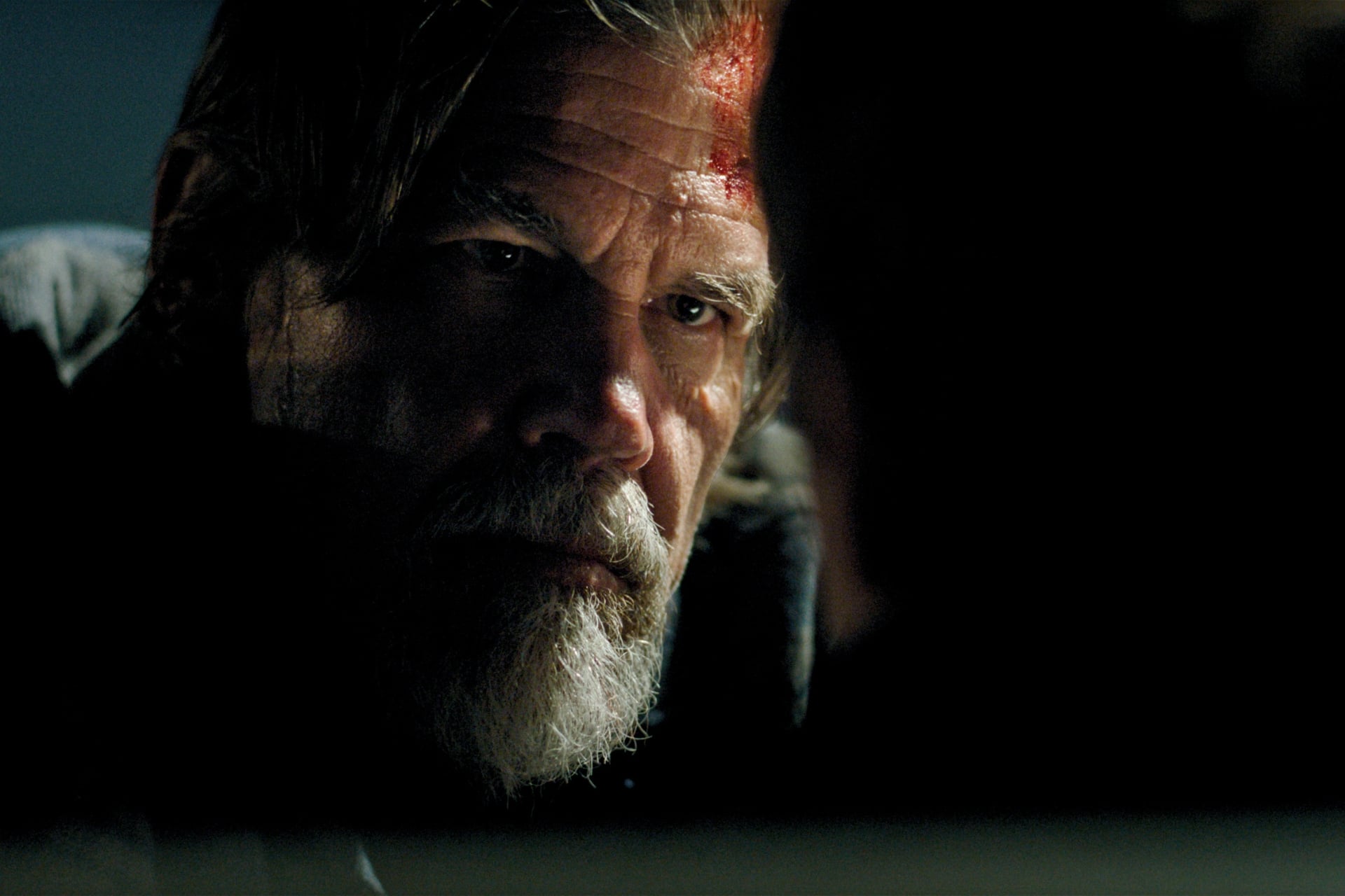 Englouti Critique Josh Brolin