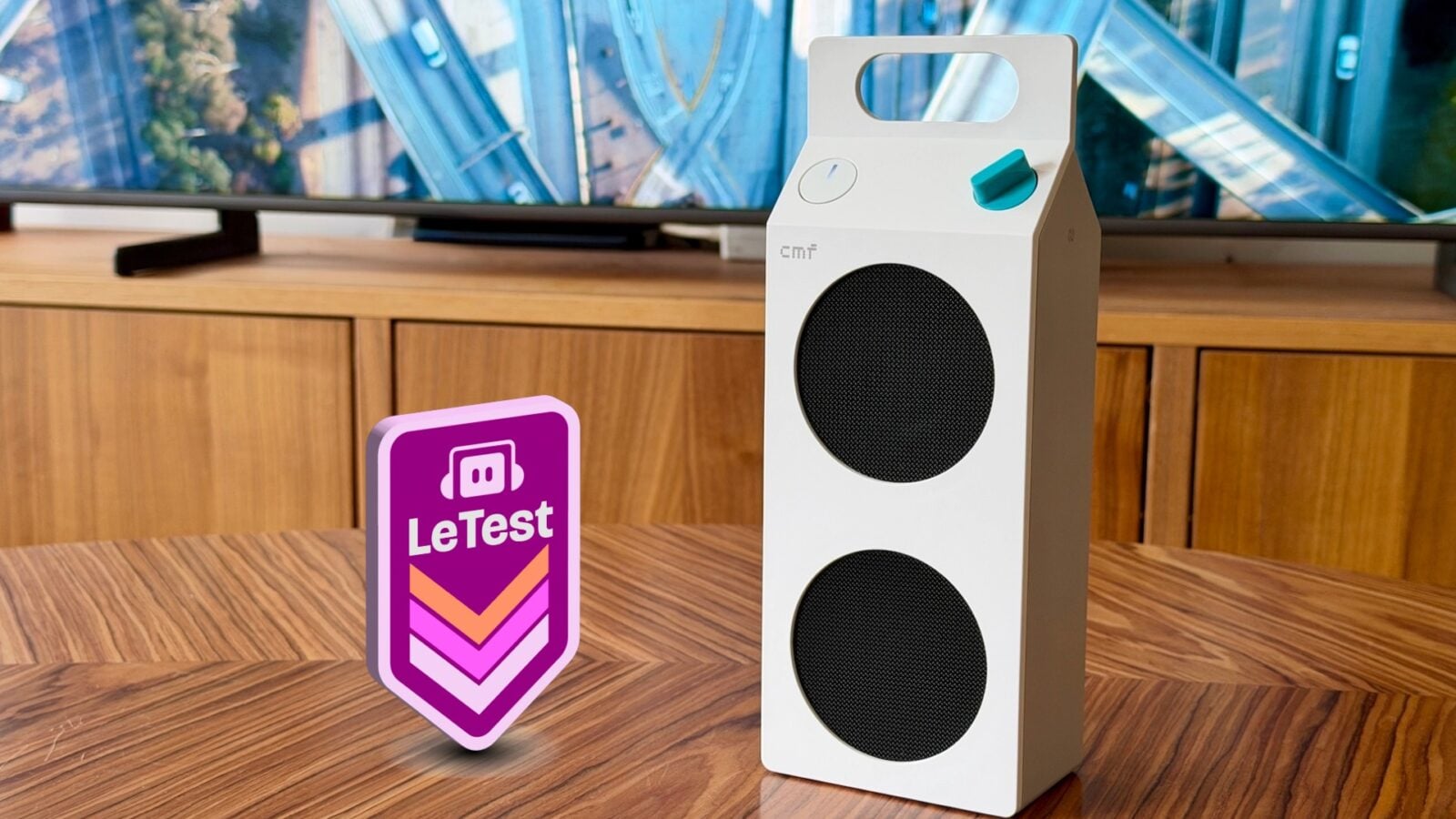 CMF Speaker M : on a testé l’enceinte « brique de lait » de Nothing, et elle a du caractère