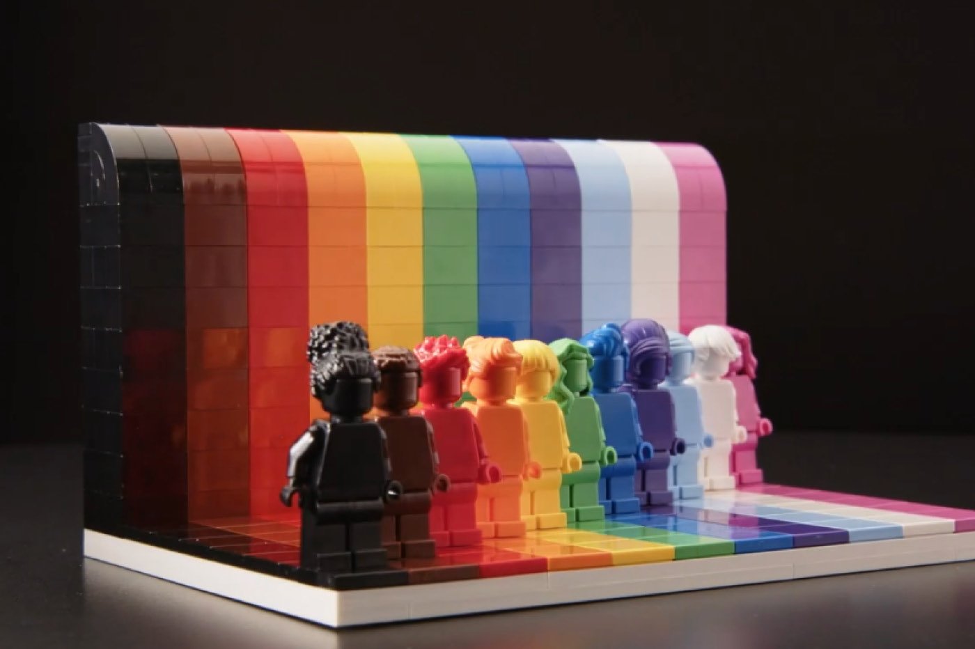LEGO dévoile son premier set LGBTQ
