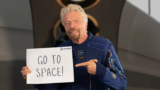 Virgin Galactic continue de vendre des tickets, même sans voler