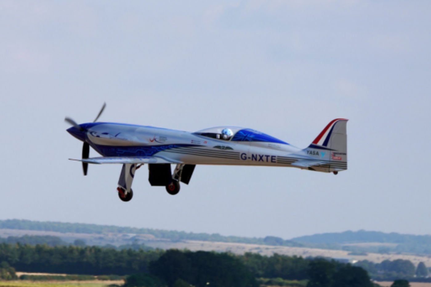 Das schnellste Elektroflugzeug der Welt bricht einen alten Rekord