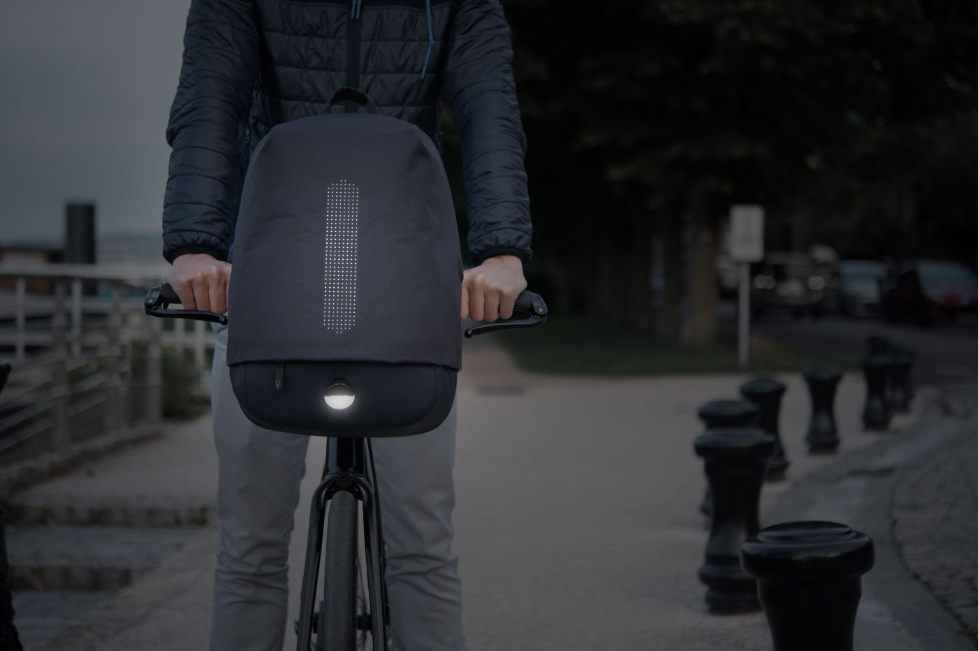Fil & Fog presents its perfect backpack for all cyclists thumbnail