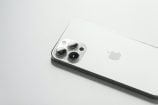 Apple laisse fuiter ses iPhone 14 Pro et son premier smartphone pliant