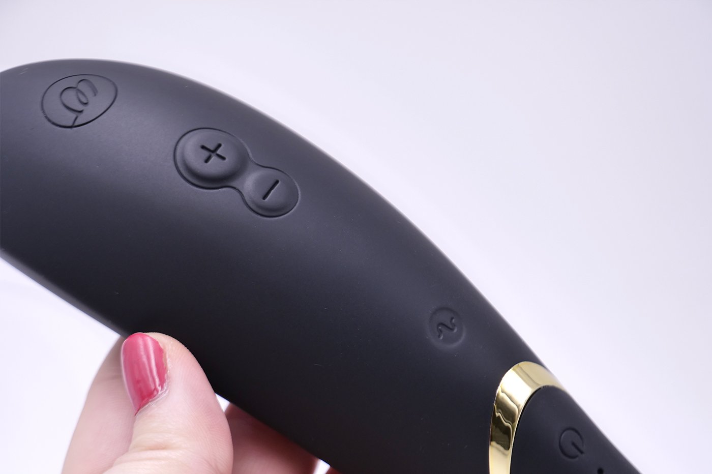 Test du Womanizer Premium 2 : sans contact et sans défaut ?