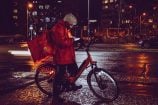 Les livreurs désormais privés des vélos électriques de Véligo