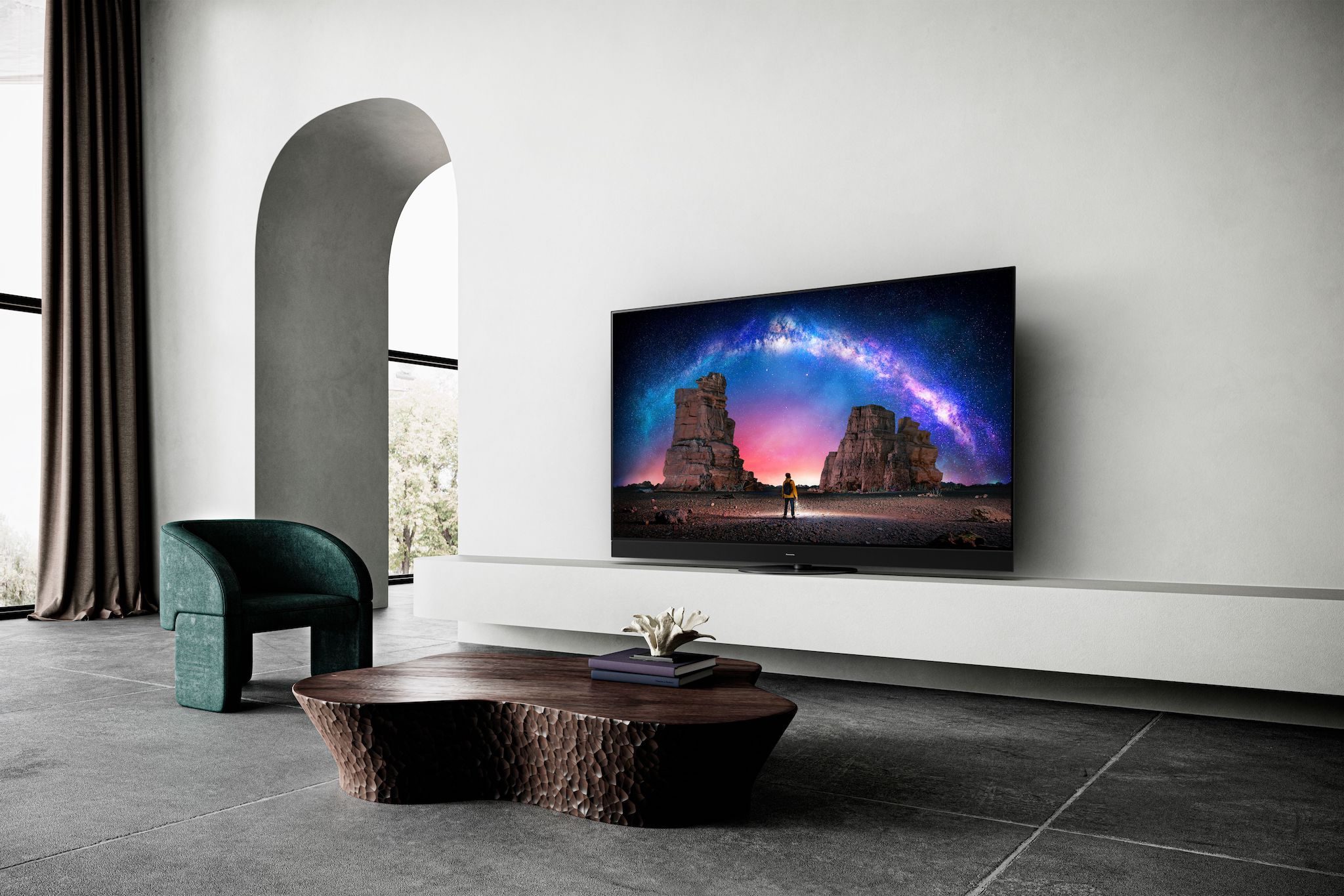 Panasonic OLED LZ2000