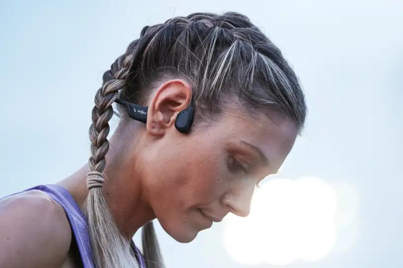 AfterShokz, le leader des casques à conduction osseuse, change de nom et  annonce un nouveau produit