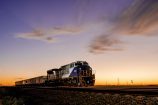 Ce train électrique recharge sa batterie en roulant