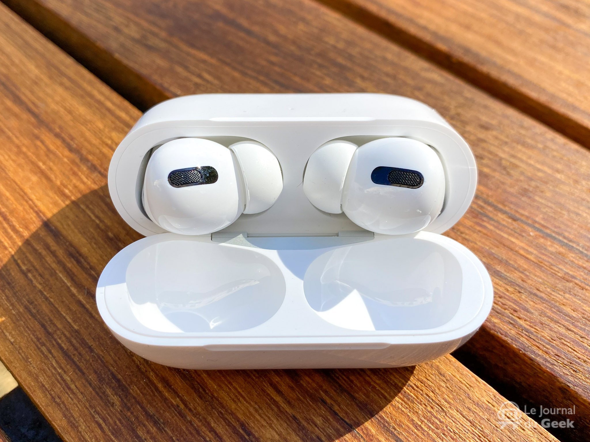 apple airpods pro 2019