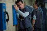 Sur Apple TV+, Taron Egerton passe par la case prison
