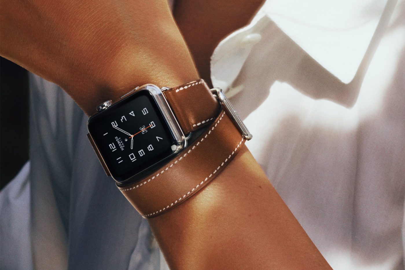She loses her Apple Watch and $40,000 is stolen