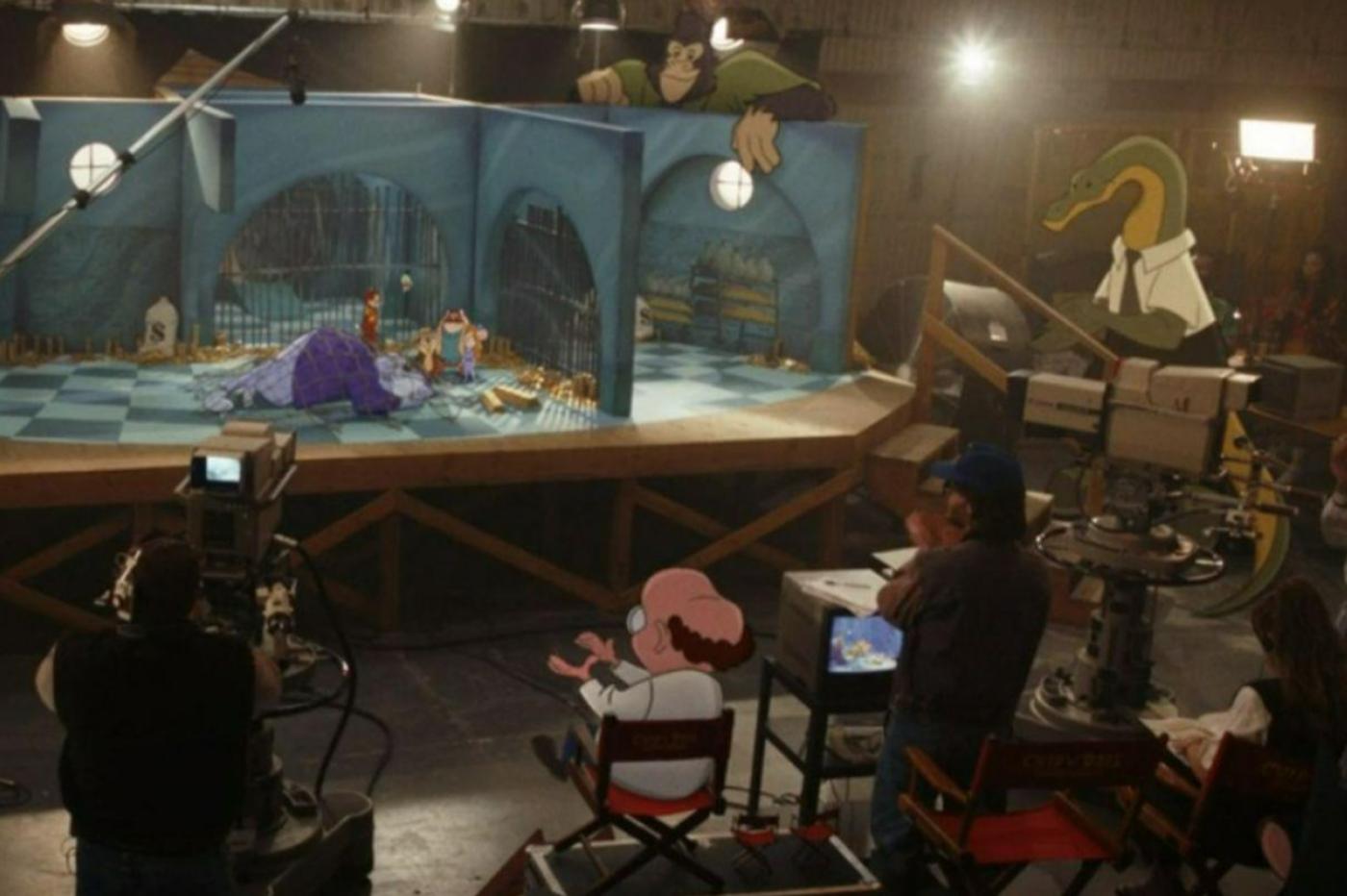 Capture d'écran du film avec le plateau de tournage de la série Tic et Tac dans cet univers parallèle