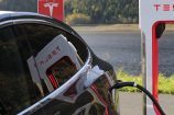 Des Tesla à louer à partir de 59 euros la journée chez Carrefour Location